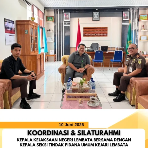Kepala Kejaksaan Negeri Lembata Dengan Kepala Seksi Tindak Pidana Umum…