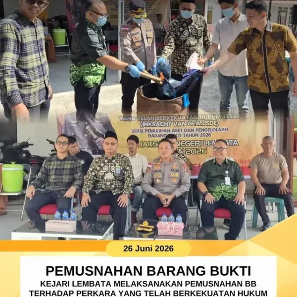 Kejari Lembata Melaksanakan Pemusnahan Barang Bukti Terhadap Perkara Yang Telah…
